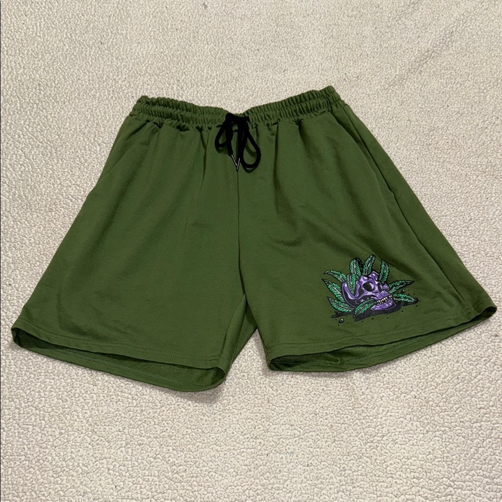 ROMWE Green Athletic Shorts with Graphic